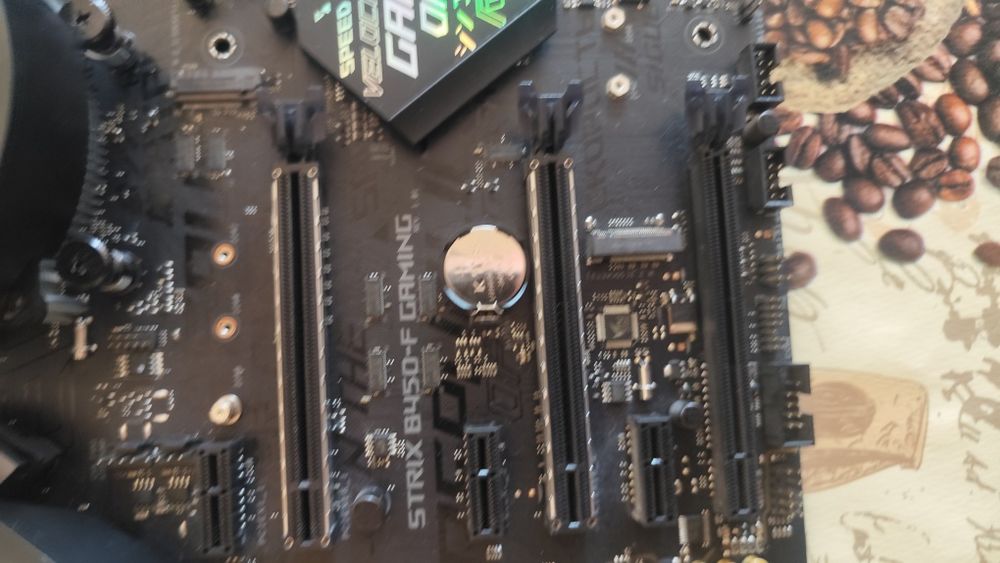 asus rog strix b450f gaming + ryzen 7 2700x