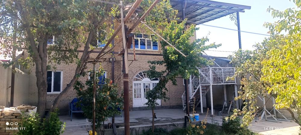 Участка сотилади