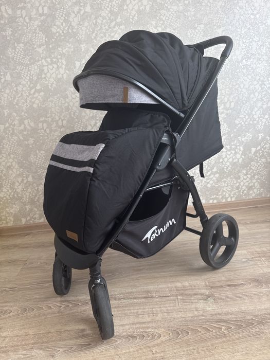 Продам детскую коляску