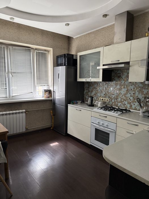 Продам 2 комн улучш