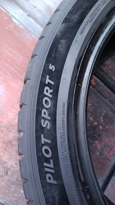 235/45/18 Michelin Дот 4723