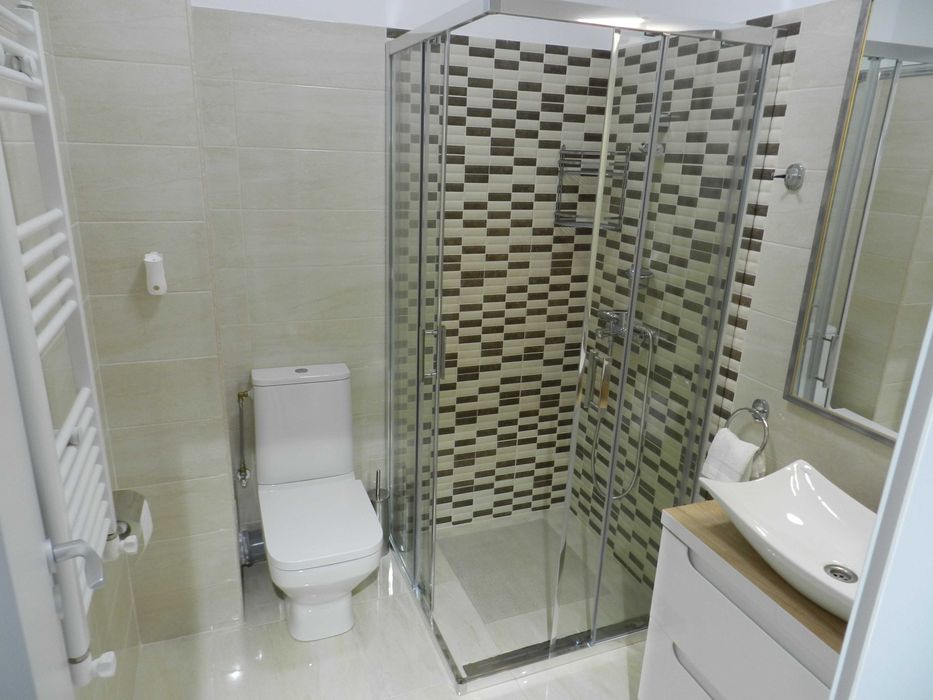 ÎNCHIRIEZ Ap. 2 camere în Tulcea