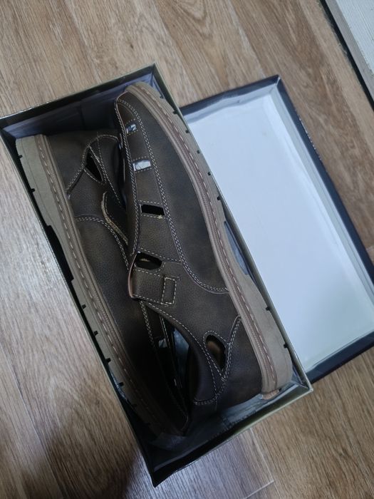 Продам мужские сандали