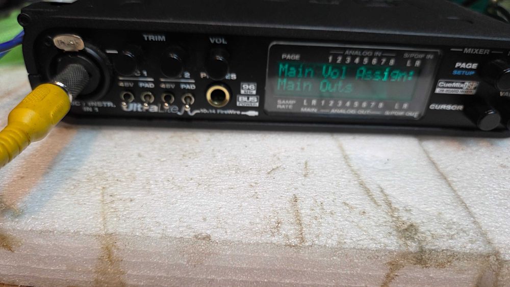 Interfață Firewire Motu Ultralite 10x14