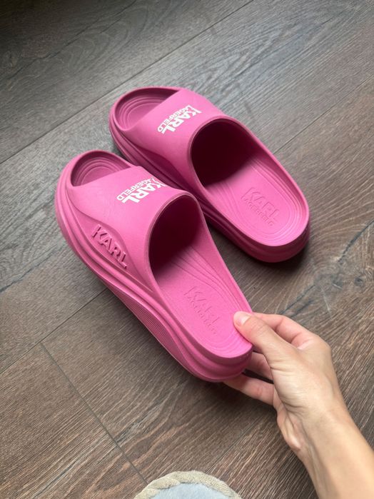 Чехли Karl Lagerfeld