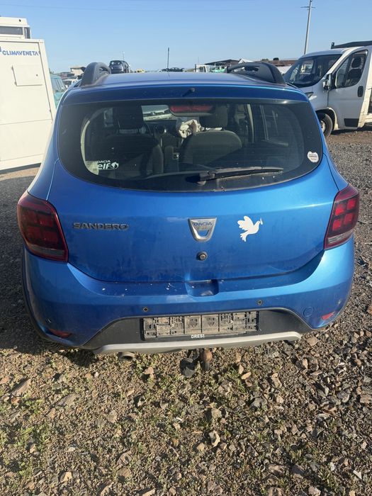 Dacia Sandero Stepway 1.0 TCe НА ЧАСТИ / 2019г / 90hp