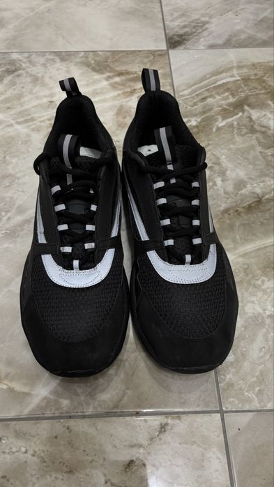 Обувки Dior B22