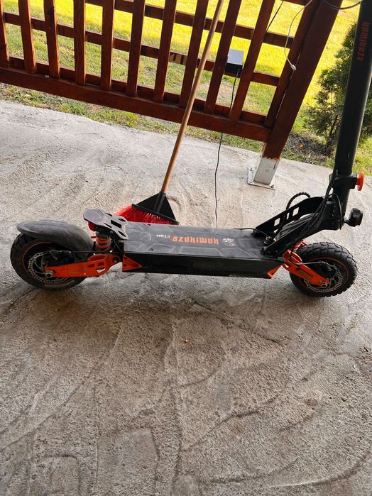 Vând kamikaze k1 Max functionabil