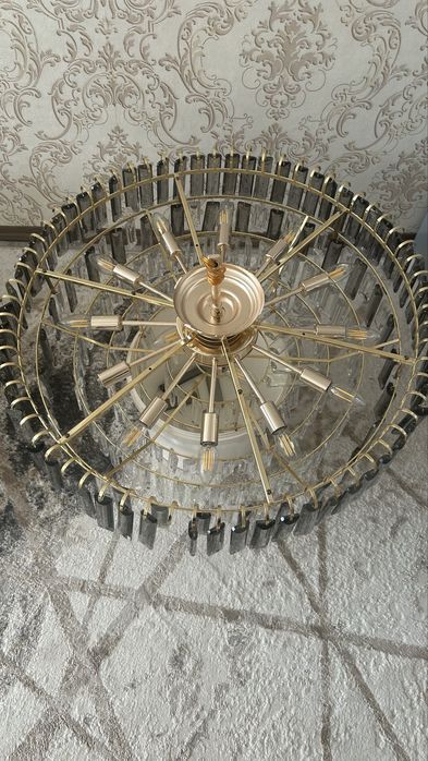Люстра хоустальная