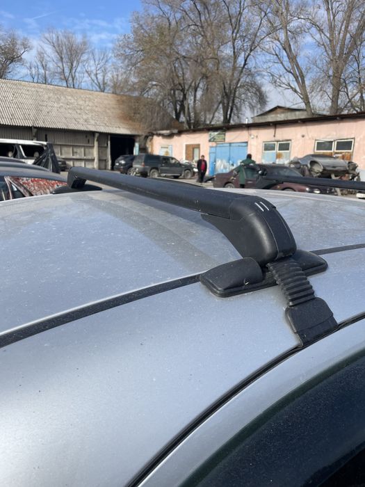 Рейлинги на крышу универсальные б/у