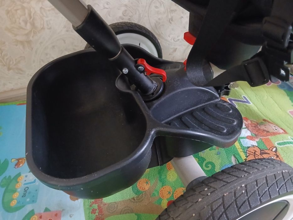 Продам трехколесный велосипед