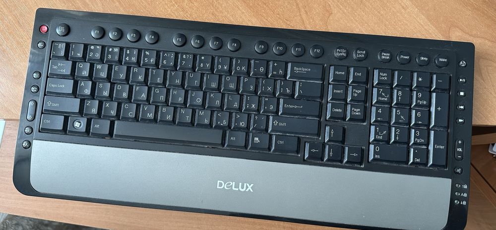 Продам компьютер в комплекте. Торг есть