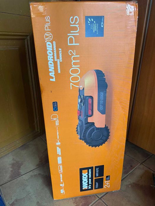 Robot de tuns iarba
