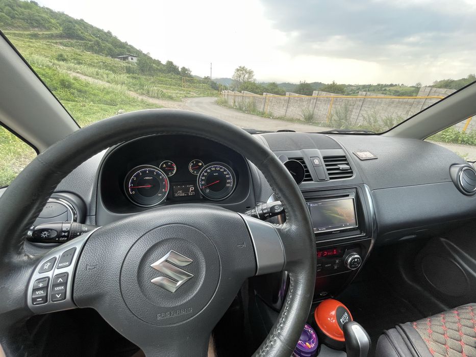 Сузуки SX4 в отличном состоянии