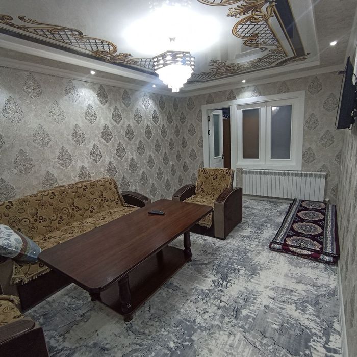 Aeroportda 2/3 xona qilingan 2 etajda kvartira ijaraga beriladi
