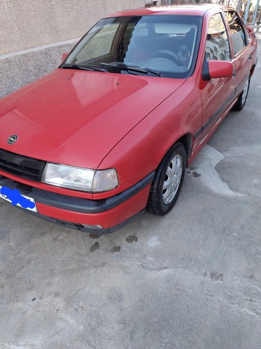 Опель вектра 1992.  1.6