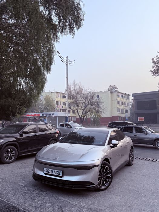 Zeekr 007 688 zapas xod