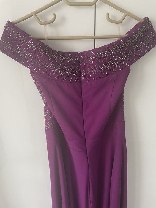 Официална лилава рокля