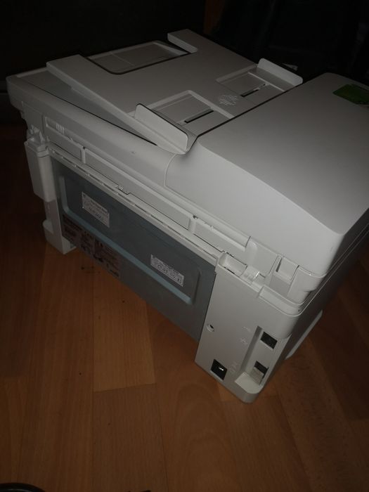 Продам принтер 3 в 1  HP LaserJet Pro MFP