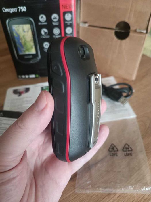 GPS-навигатор Garmin Oregon 750