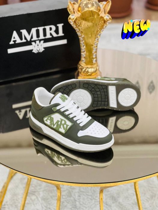 Adidasi barbat calitate