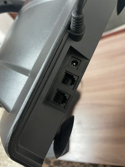 Игровой руль  подходит на все игры