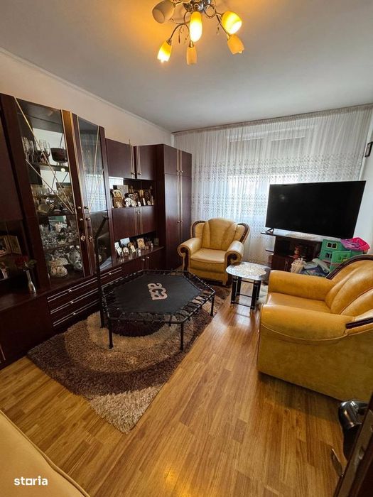 De Vânzare – Apartament Cu 2 Camere Decomandate