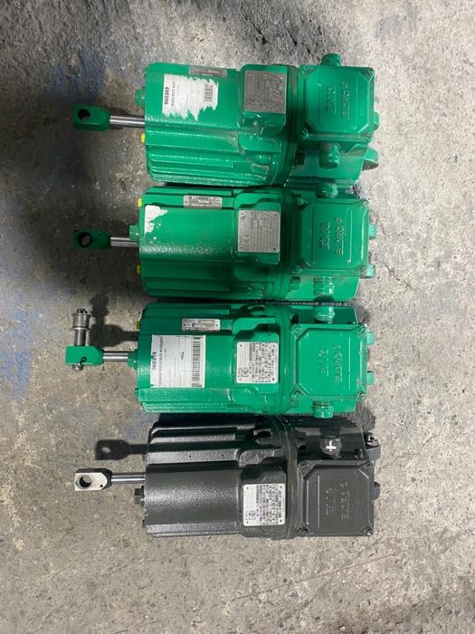 Продам гидротолкатели-30