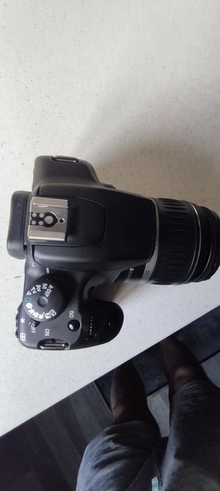 Aparat foto dslr Canon eos 1000d