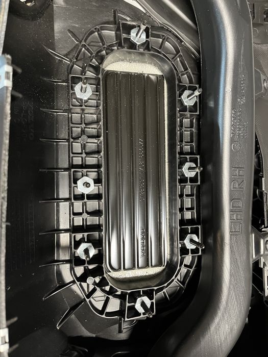 Plansa bord volvo v40