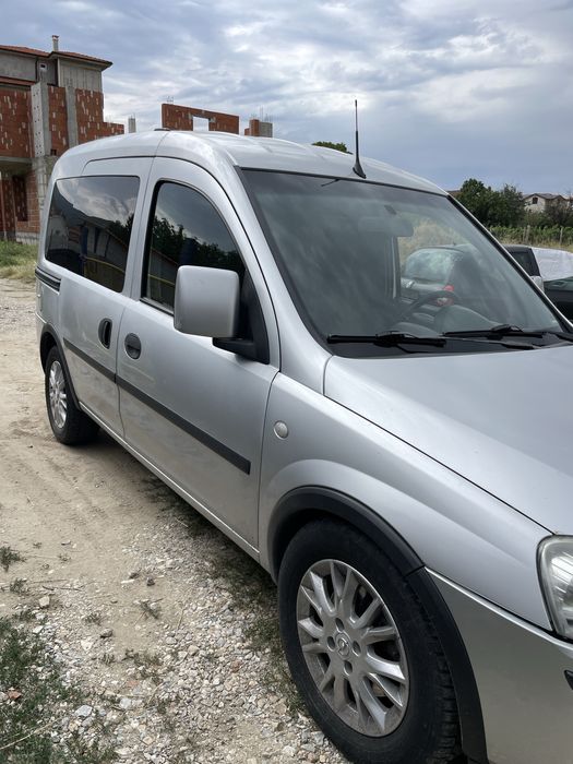 на части Opel Combo 1.3cdti