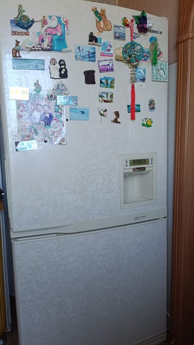 Продам холодильник Samsung