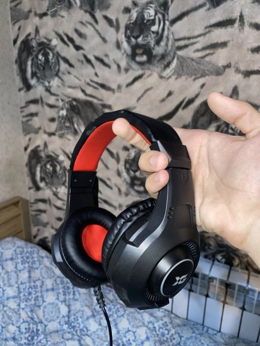 Игровые наушники