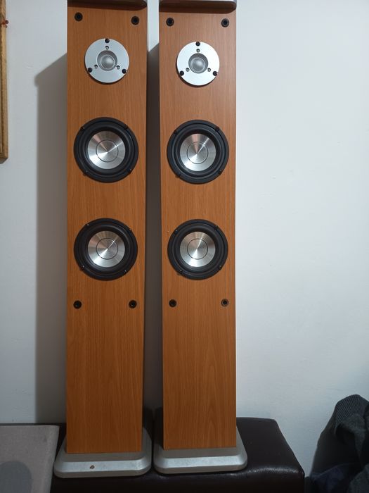 Boxe stereo 2 x 100 W