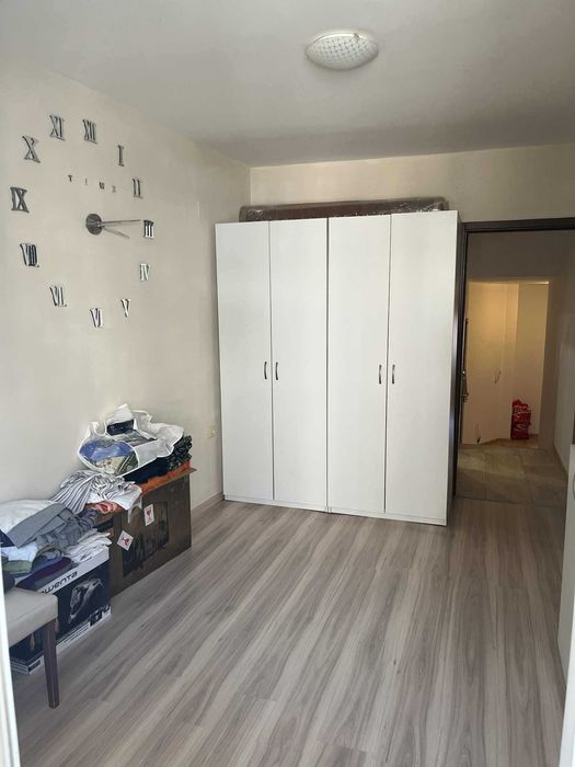 Продава се Двустаен апартамент в Търговище, Център - 75 кв.м за 1326 €/кв.м - Снимка #2