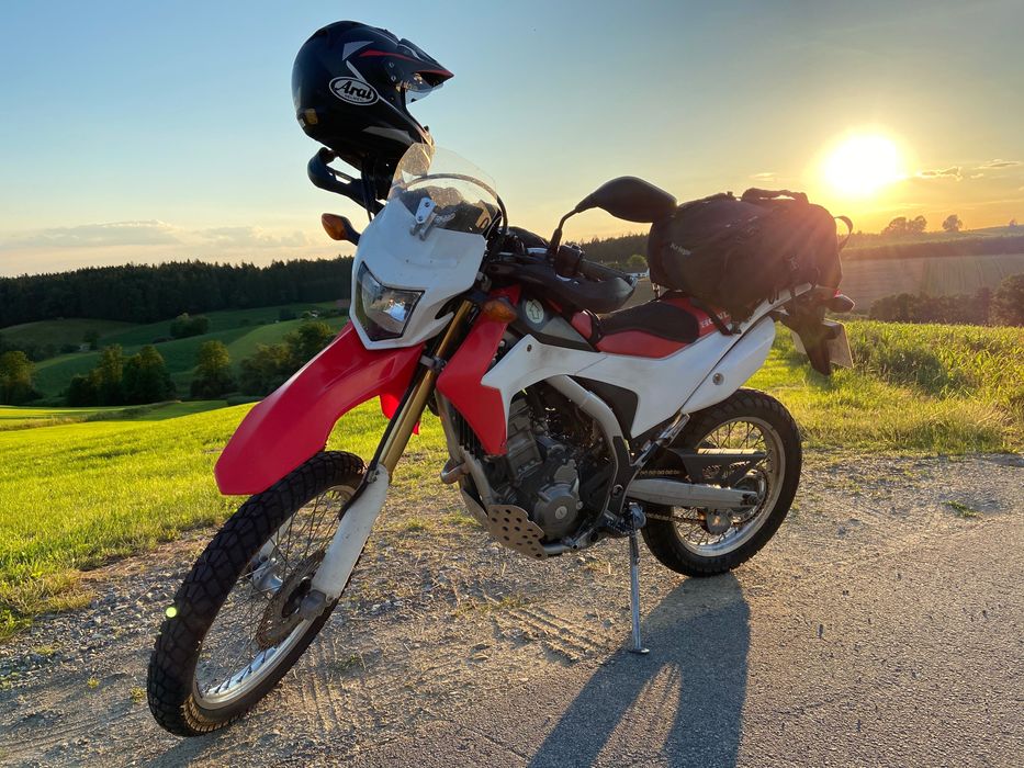 Motocicleta Honda CRF 250L