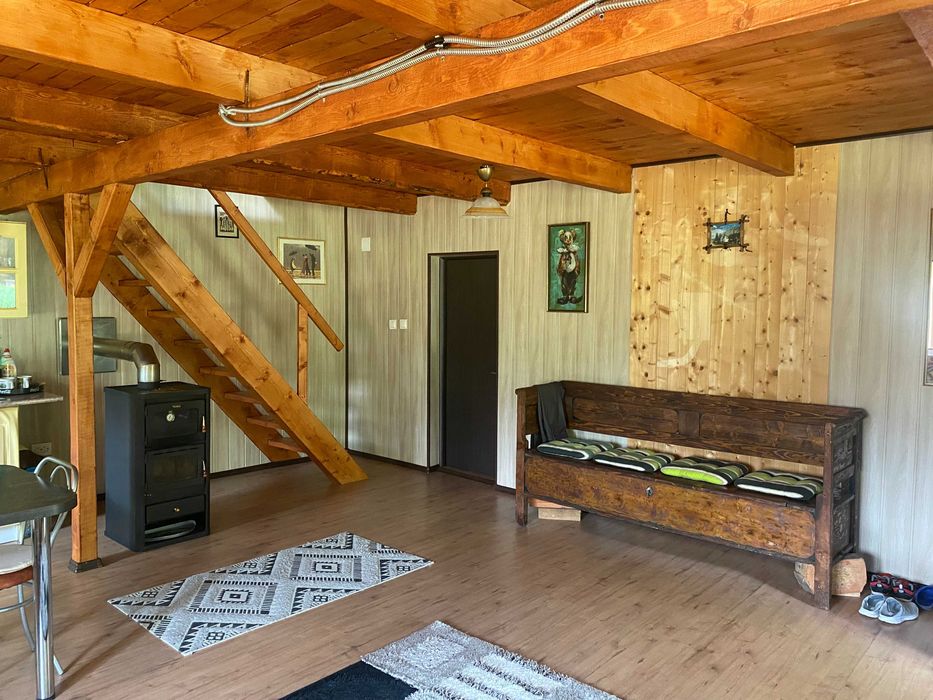 Cabana de vanzare in sat de vacanta Rimetea, cu vedere la Piatra Secuiului, complet mobilata/utilata