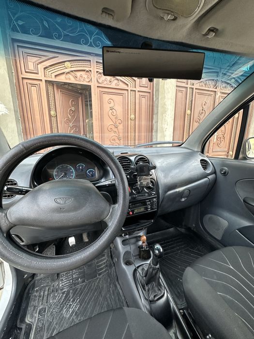 Matiz oq metan gaz bilan