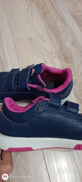 Маратонки Adidas 35 номер