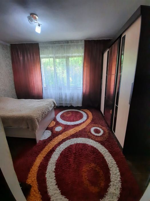 От крыши до забора, мебель, вся утварь