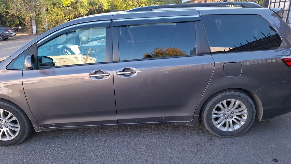 Продам Тоуота Сиену