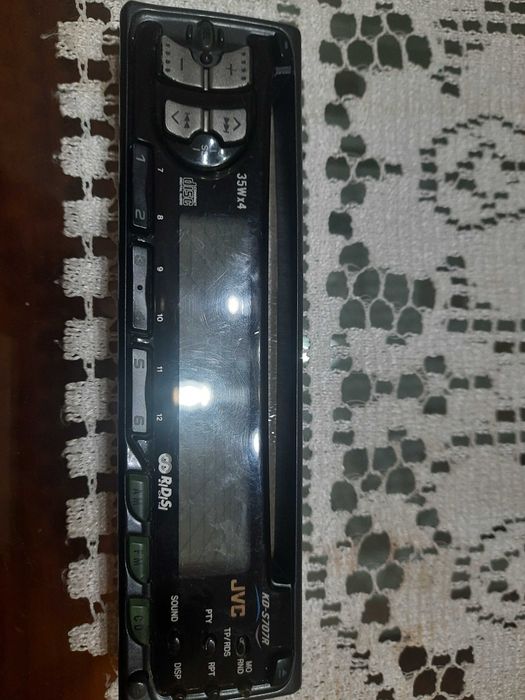 Продавам панел за автокасетофон JVC -KD-S707R