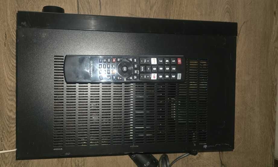 Vand Amplituner Sony model STR-D615