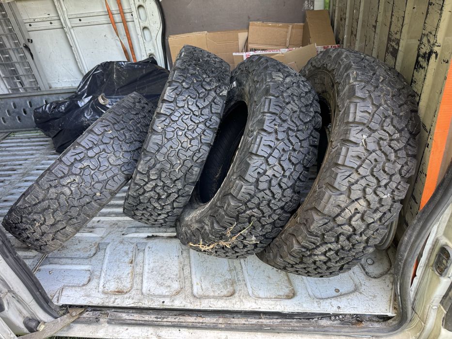 Anvelope 225 75 16  Bf Goodrich all terrain  KO2 offroad