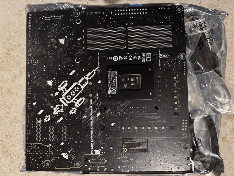 Placă de bază ASUS ROG Strix B760-G