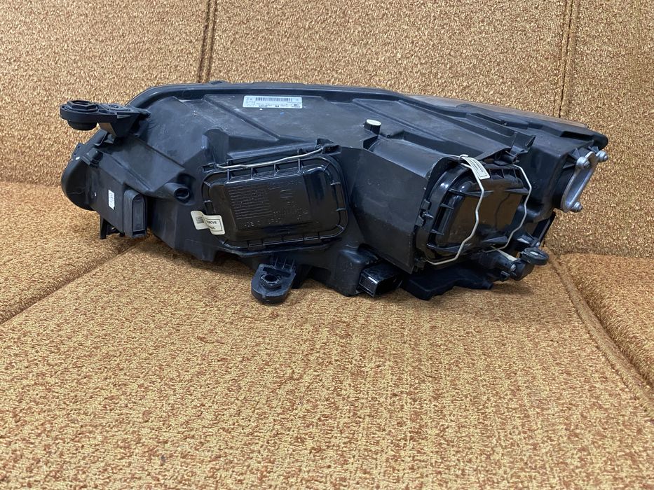 Фар десен за сеат атека-2016г