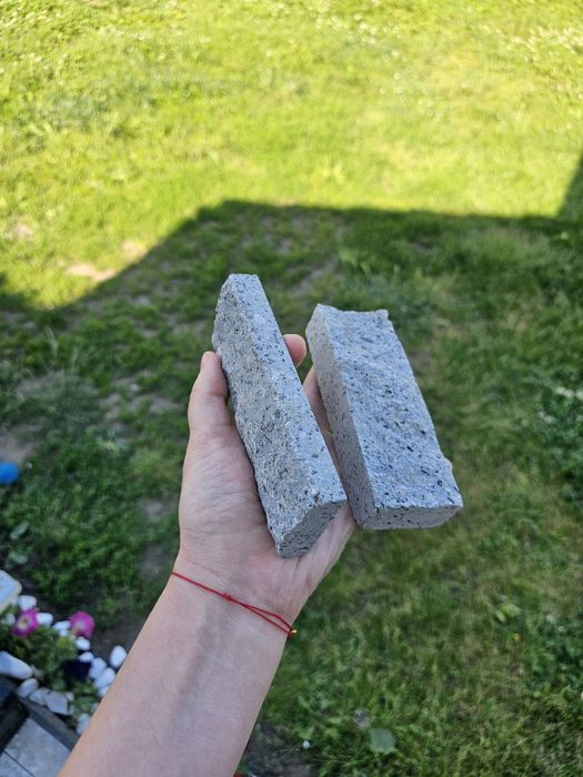 Placi granit de 15 /5 cm