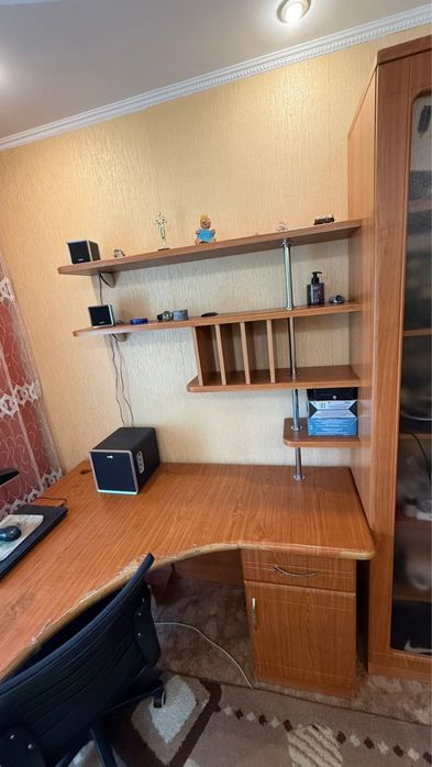 Продам шкаф стенку