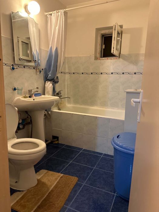 Apartament de inchiriat