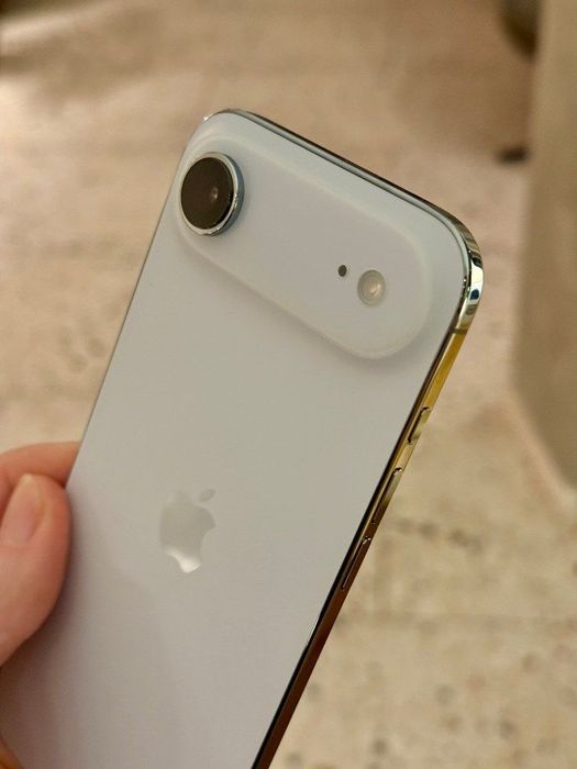 Iphone air sky blue 256